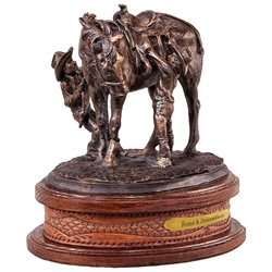 Montana Silversmiths Bound and Determined Sculpture