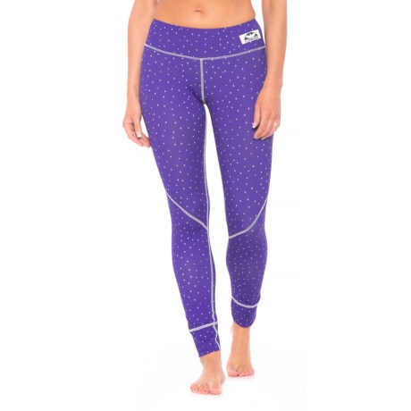 CLOSEOUTS . Whether youand#39;re trail running, backpacking or spending a day on the slopes, these Corbeaux La Plata ankle base layer leggings will keep you warm, dry and comfortable with their wicking, stretch knit performance fabric. Available Colors: NAVAJO, DITSY, MINT, LEAFY, BLACK, RED MOUNTAINS. Sizes: XS, S, M, L.