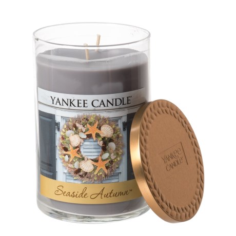 CLOSEOUTS . Infuse your room with the lovely, refreshing scent of Yankee Candleand#39;s Seaside Autumn Wreath Collection candle. Available Colors: SEASIDE AUTUMN, 02, 03.