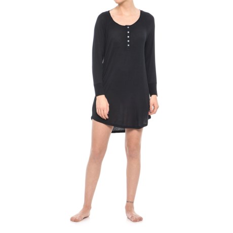 CLOSEOUTS . This Splendid Jersey henley nightshirt is a long, comfy and relaxing nightshirt with a high-low hem for extra coverage. Available Colors: HEATHER GREY, BLACK. Sizes: EXTRA SMALL, SMALL, MEDIUM, LARGE, EXTRA LARGE.