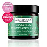 Brighten your complexion with the Manuka Honey Day Cream from Antipodes. Enriched with Bee Venom and Mamaku Black Fern, the light day cream delivers a gentle lifting effect whilst Manuka honey, which boasts antibacterial properties, tackles blemishes and imperfections to visibly improve their appearance. For an ultimate bright skin finish, Peony flower and Vinanza&reg; antioxidants from grape seeds and kiwi work harmoniously, resulting in a radiant and healthy looking complexion.