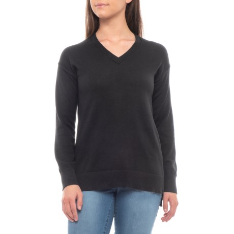 CLOSEOUTS . A soft and cozy layer for cooler days, ExOfficioand#39;s Granville sweater is crafted with TENCELand#174; and technical performance fibers to wick moisture and control odor for all-day wearable comfort. Available Colors: MALBEC, LILAC GREY, BLACK. Sizes: L, M, S, XL, XS.