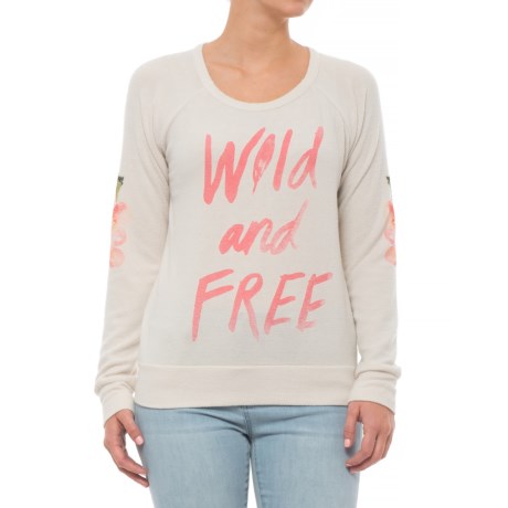 CLOSEOUTS . Chill out wearing Chaserand#39;s Love Knit raglan shirt, crafted from a supersoft knit blend with a hint of stretch for ultimate fit and comfort. Available Colors: NEEDS COLORED, CREAM. Sizes: XS, S, M, L.