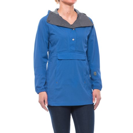 CLOSEOUTS . The waterproof breathable Sierra Designs Pack anorak jacket actually works with your backpack to keep you dry on the trail. This pullover is cut below the hips and has snap side slits to layer over your pack belt, and the rain beads up and rolls off the waterproof polyester shell. Available Colors: BLACK, STRONG BLUE, CERISE, STONE. Sizes: XS, S, M, L, XL.